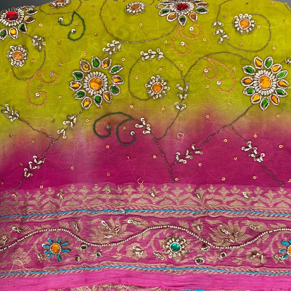 Intricate beadwork and kundan style Saree for shaadi Green and Pink Brand New